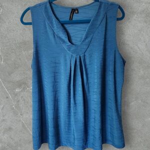 Susan Lawrence Teal V-neck Sleeveless Top. Sz. 2X